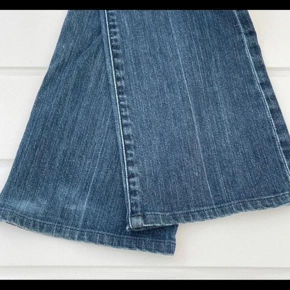 Seven For All Mankind Women's Distressed
Bootcut Denim Jeans Size 28 - Picture 7 of 10
